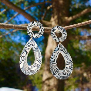New White Acetate teardrop drop‎ dangle earrings